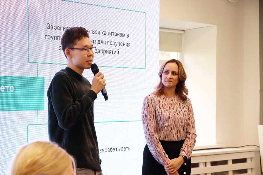 В Омском политехе открылся новый промышленно-образовательный маршрут, посвященный нефтехимии и нефтепереработке В Омском политехе открылся новый промышленно-образовательный маршрут, посвященный нефтехимии и нефтепереработке