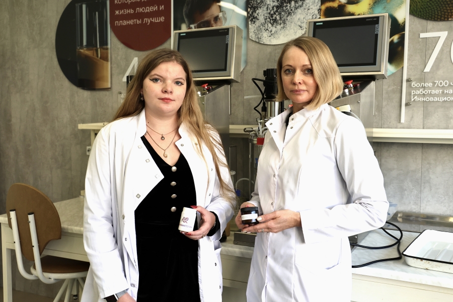 Уникальная разработка Омского политеха: косметический компонент на основе экстракта насекомых и целомической жидкости дождевых червей Уникальная разработка Омского политеха: косметический компонент на основе экстракта насекомых и целомической жидкости дождевых червей