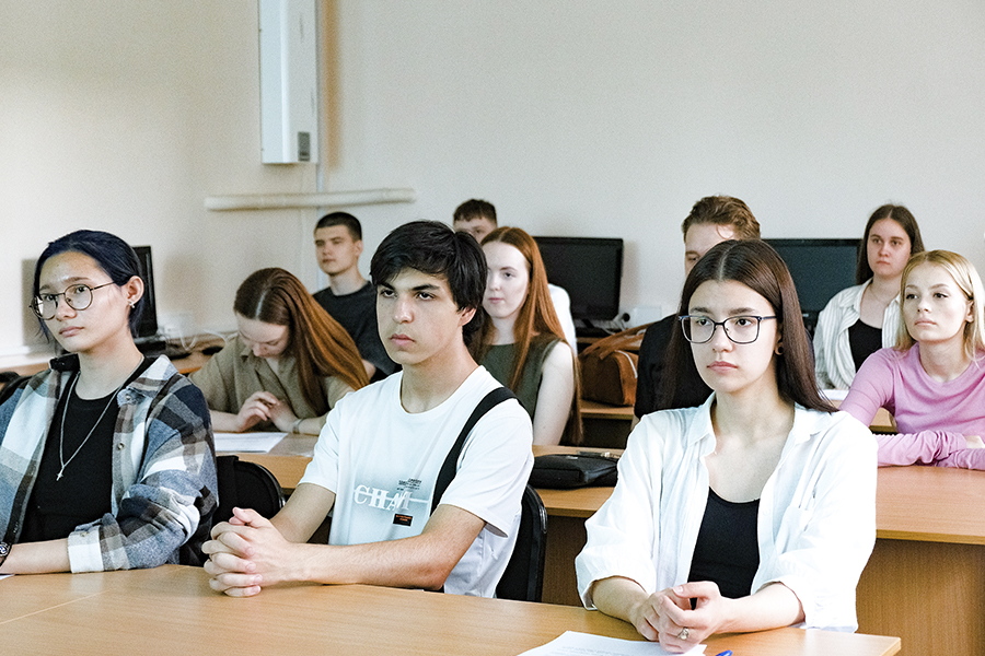 В вузе обсудили организационно-управленческие аспекты работы предприятий российских регионов